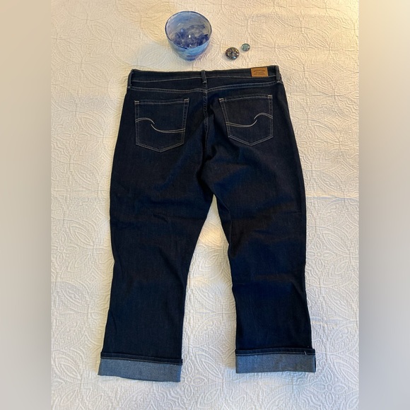 Levi Strauss Capri - Picture 2 of 5